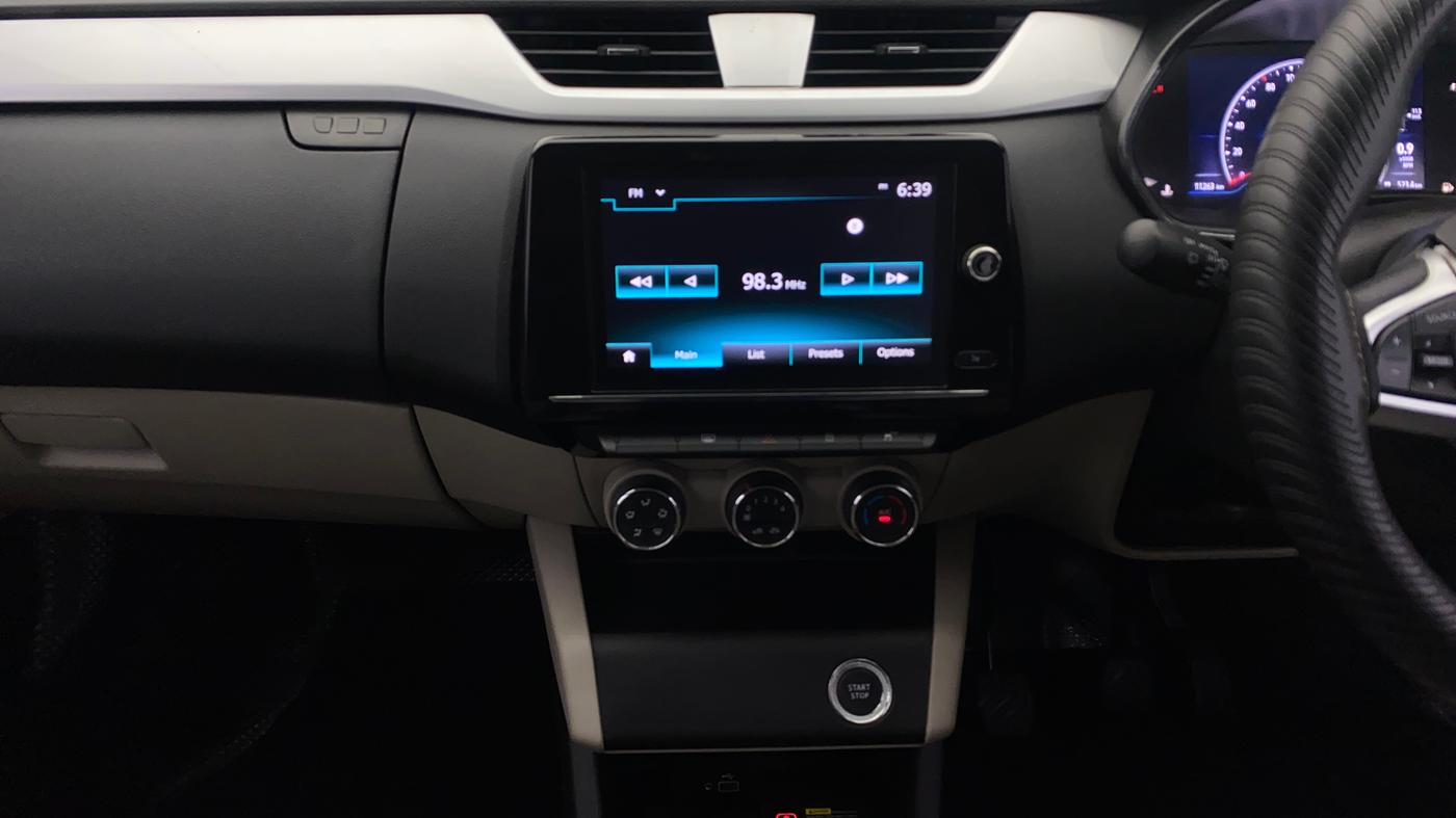 2024 Renault TRIBER RXZ, Petrol, Manual, 11,258 km, Air Conditioner