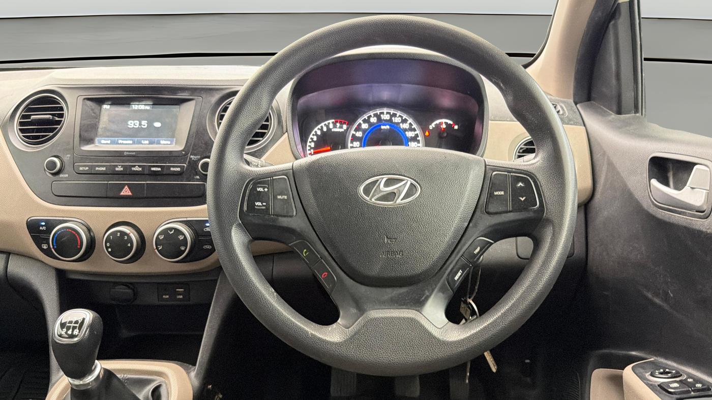 2017 Hyundai Grand i10 SPORTZ 1.2 KAPPA VTVT, Petrol, Manual, 70,893 km, Steering Wheel Close Up