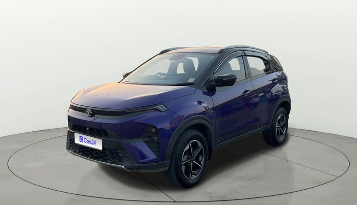 2023 Tata NEXON FEARLESS PURPLE + SUNROOF DUAL TONE 1.2 PETROL, Petrol, Manual, 28,568 km, Left Front Diagonal