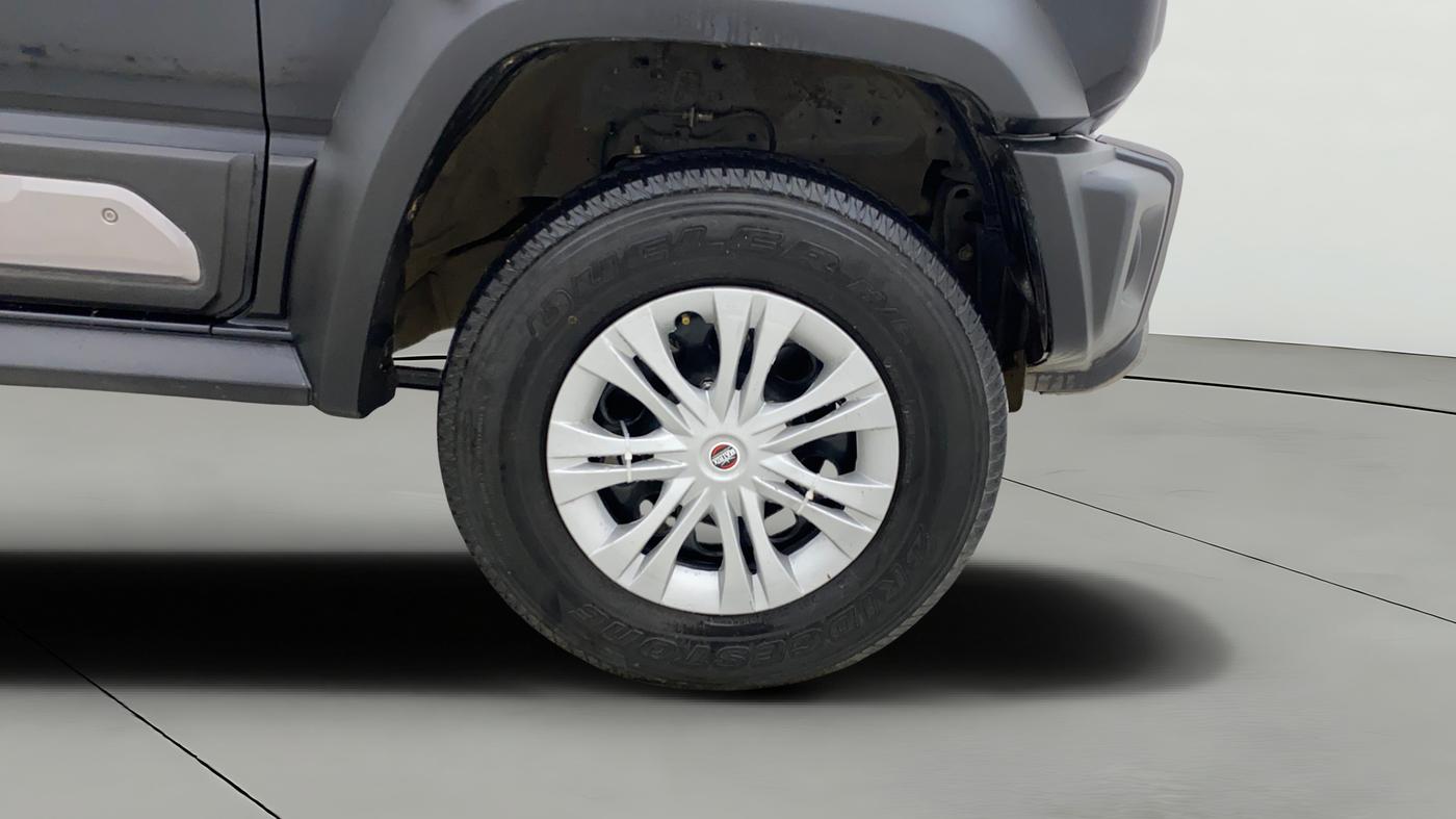 2023 Maruti JIMNY ALPHA ALL GRIP PRO MT, Petrol, Manual, 20,695 km, Right Front Wheel