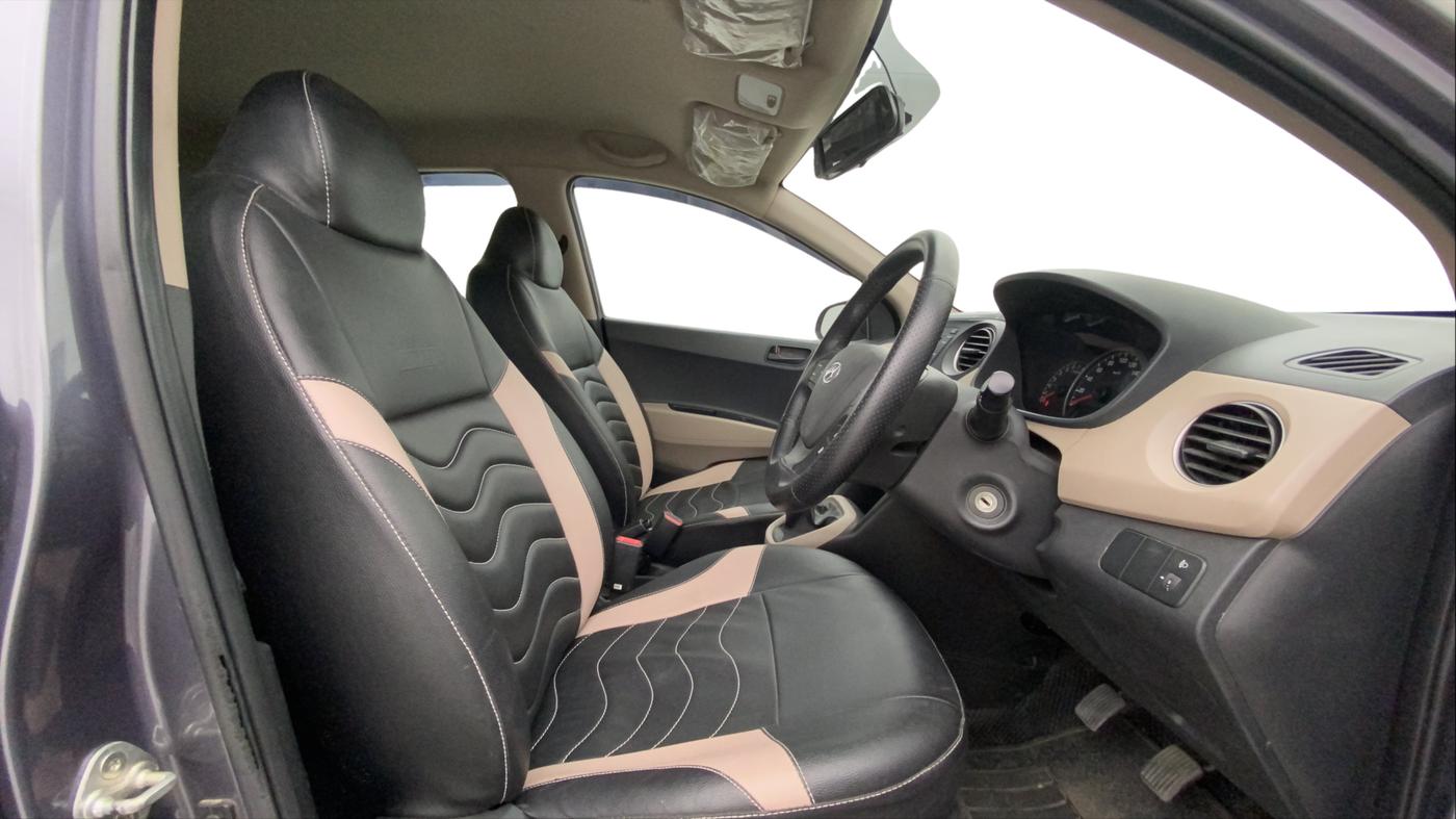 2019 Hyundai Grand i10 MAGNA 1.2 KAPPA VTVT, Petrol, Manual, 23,617 km, Right Side Front Door Cabin