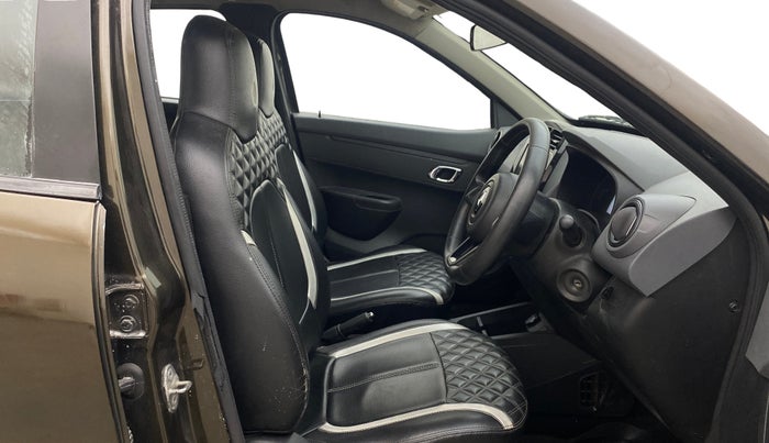 2020 Renault Kwid RXT 1.0 AMT (O), Petrol, Automatic, 64,760 km, Right Side Front Door Cabin