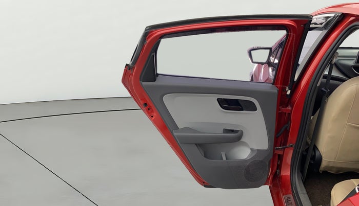 2020 Tata ALTROZ XT PETROL, Petrol, Manual, 35,713 km, LHS Rear Door