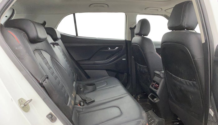 2023 Hyundai Creta SX (O) 1.4 TURBO DCT, Petrol, Automatic, 67,283 km, Right Side Rear Door Cabin