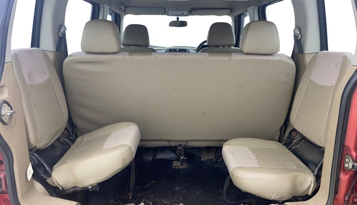 2016 Mahindra TUV300 T6, Diesel, Manual, 73,681 km, Third Seat Row ( optional )