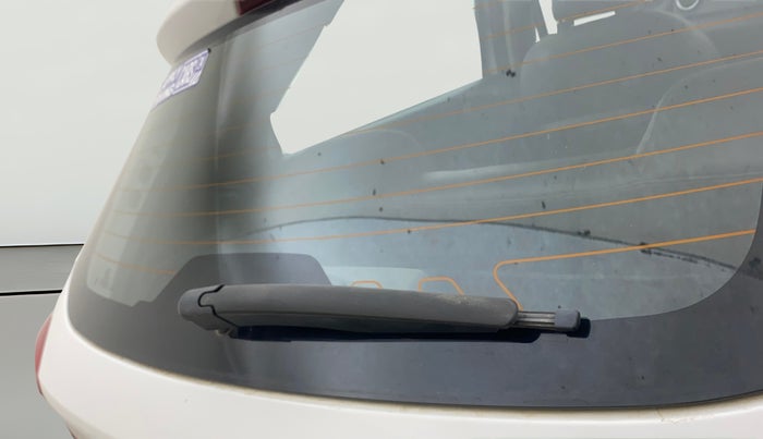 2015 Ford New Figo TITANIUM 1.2 PETROL MT, Petrol, Manual, 75,224 km, Rear Wiper