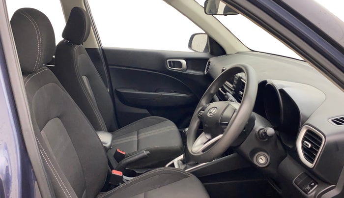 2020 Hyundai VENUE S 1.2, Petrol, Manual, 47,778 km, Right Side Front Door Cabin