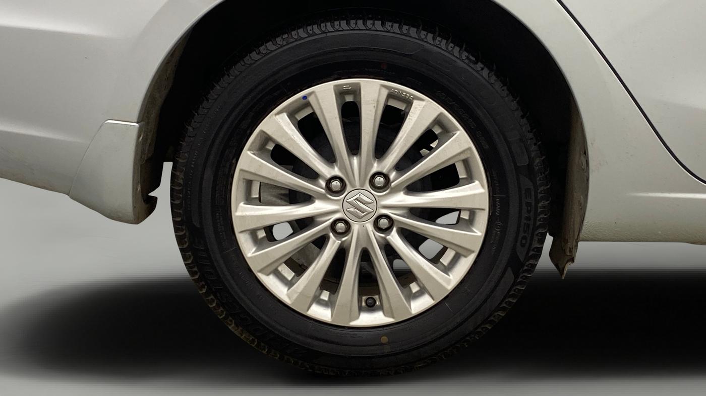 2022 Maruti Ciaz ZETA 1.5 SHVS MT PETROL, Petrol, Manual, 46,714 km, Right Rear Wheel