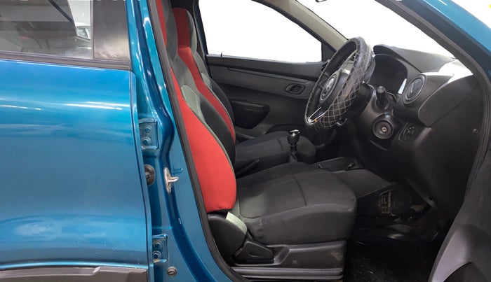 2022 Renault Kwid RXT 1.0, Petrol, Manual, 31,728 km, Right Side Front Door Cabin