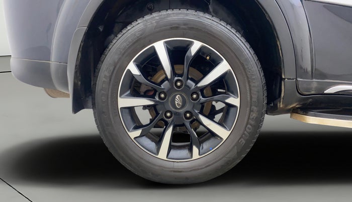 2021 Mahindra XUV500 W11, Diesel, Manual, 65,170 km, Right Rear Wheel