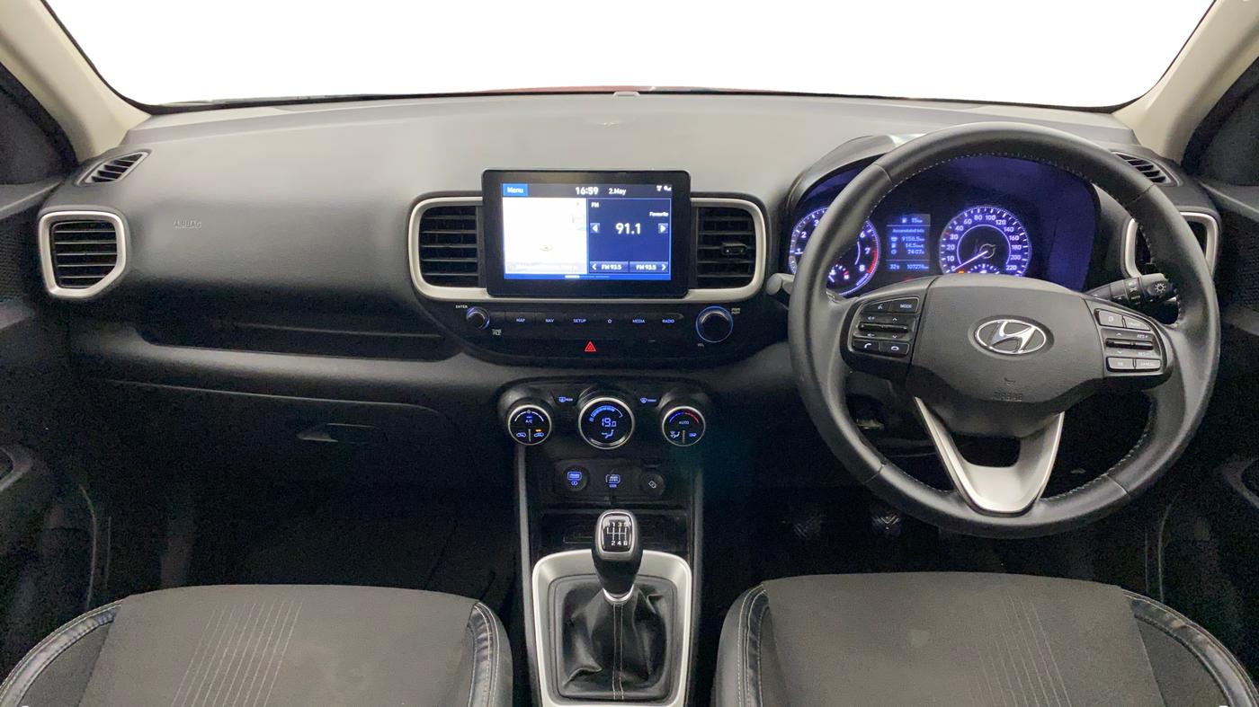 2019 Hyundai VENUE SX 1.0 (O) TURBO, Petrol, Manual, 1,07,269 km, Dashboard