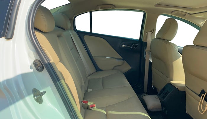 2018 Honda City 1.5L I-VTEC ZX CVT, CNG, Automatic, 57,304 km, Right Side Rear Door Cabin