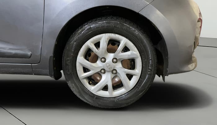 2018 Hyundai Grand i10 SPORTZ 1.2 KAPPA VTVT, CNG, Manual, 67,360 km, Right Front Wheel