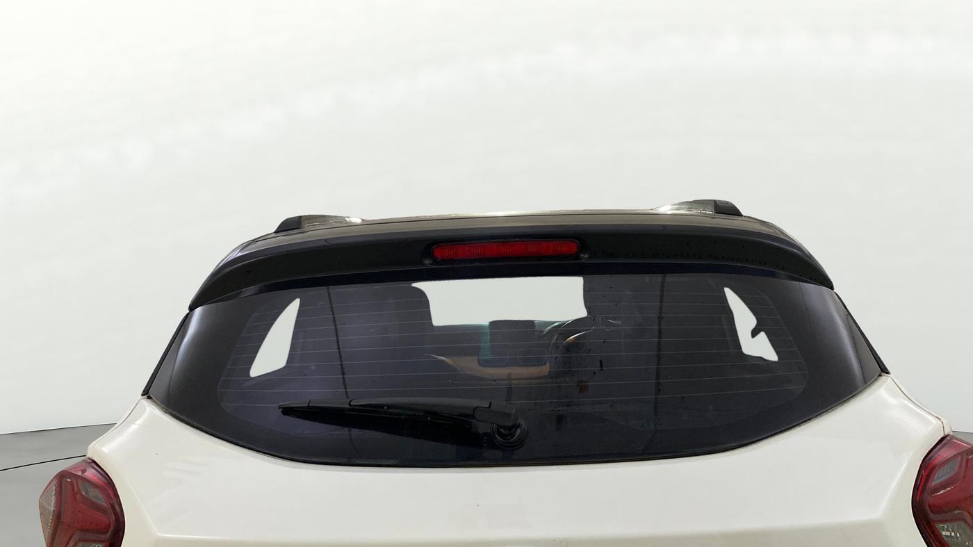 2021 Tata PUNCH CREATIVE AMT 1.2 RTN DUAL TONE, Petrol, Automatic, 31,423 km, Rear Windshield