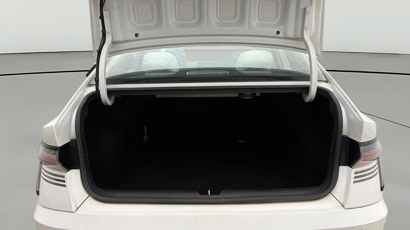 2023 Hyundai Verna SX (O)1.5 VTVT, Petrol, Manual, 99,797 km, Boot Open Zoomed View