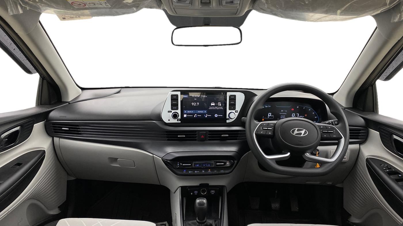 2025 Hyundai NEW I20 Sportz (O) 1.2, Petrol, Manual, 2,055 km, Dashboard