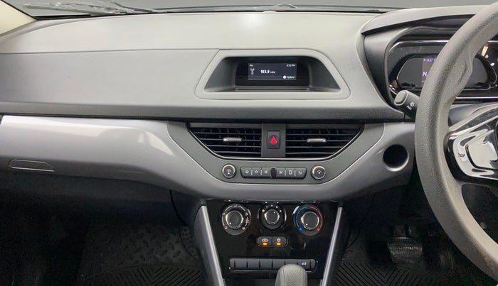 2023 Tata NEXON XMA PETROL, Petrol, Automatic, 30,496 km, Air Conditioner