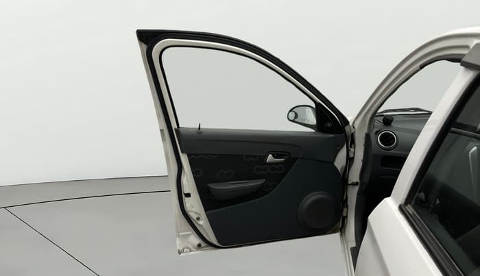 2015 Maruti Alto 800 VXI, Petrol, Manual, 83,851 km, LHS Front Door