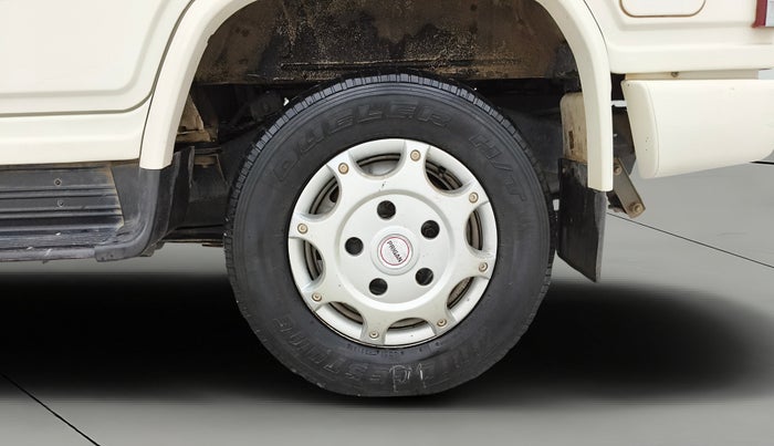 2022 Mahindra Bolero B4, Diesel, Manual, 54,380 km, Left Rear Wheel