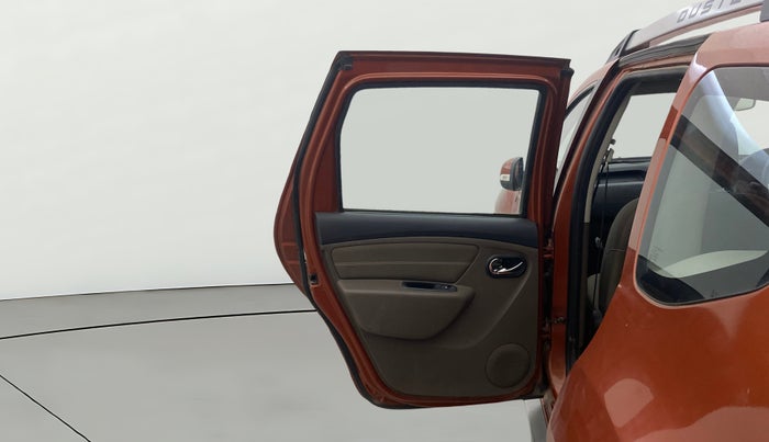 2017 Renault Duster 110 PS RXZ 4X2 AMT DIESEL, Diesel, Automatic, 1,37,469 km, LHS Rear Door