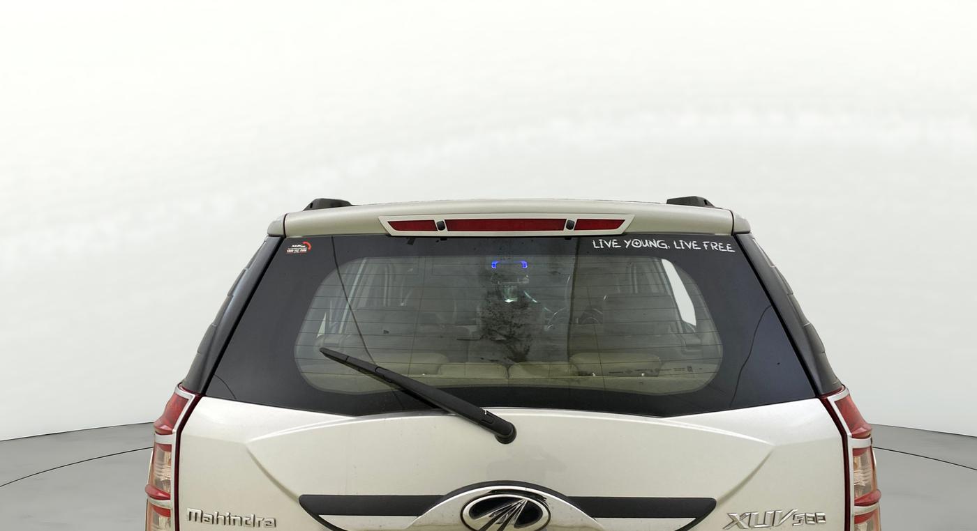 2017 Mahindra XUV500 W10, Diesel, Manual, 67,914 km, Rear Windshield