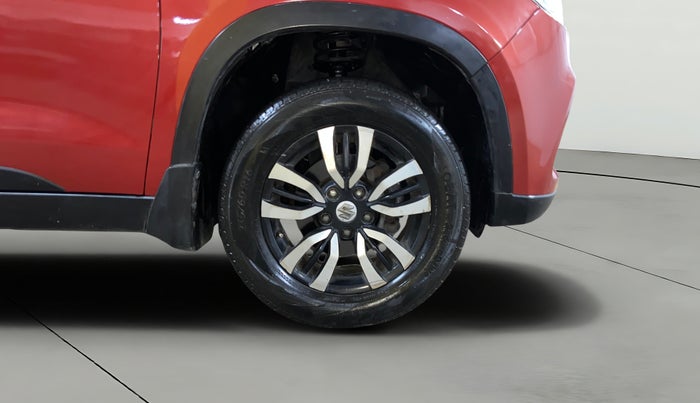 2016 Maruti Vitara Brezza VDI, Diesel, Manual, 1,03,019 km, Right Front Wheel