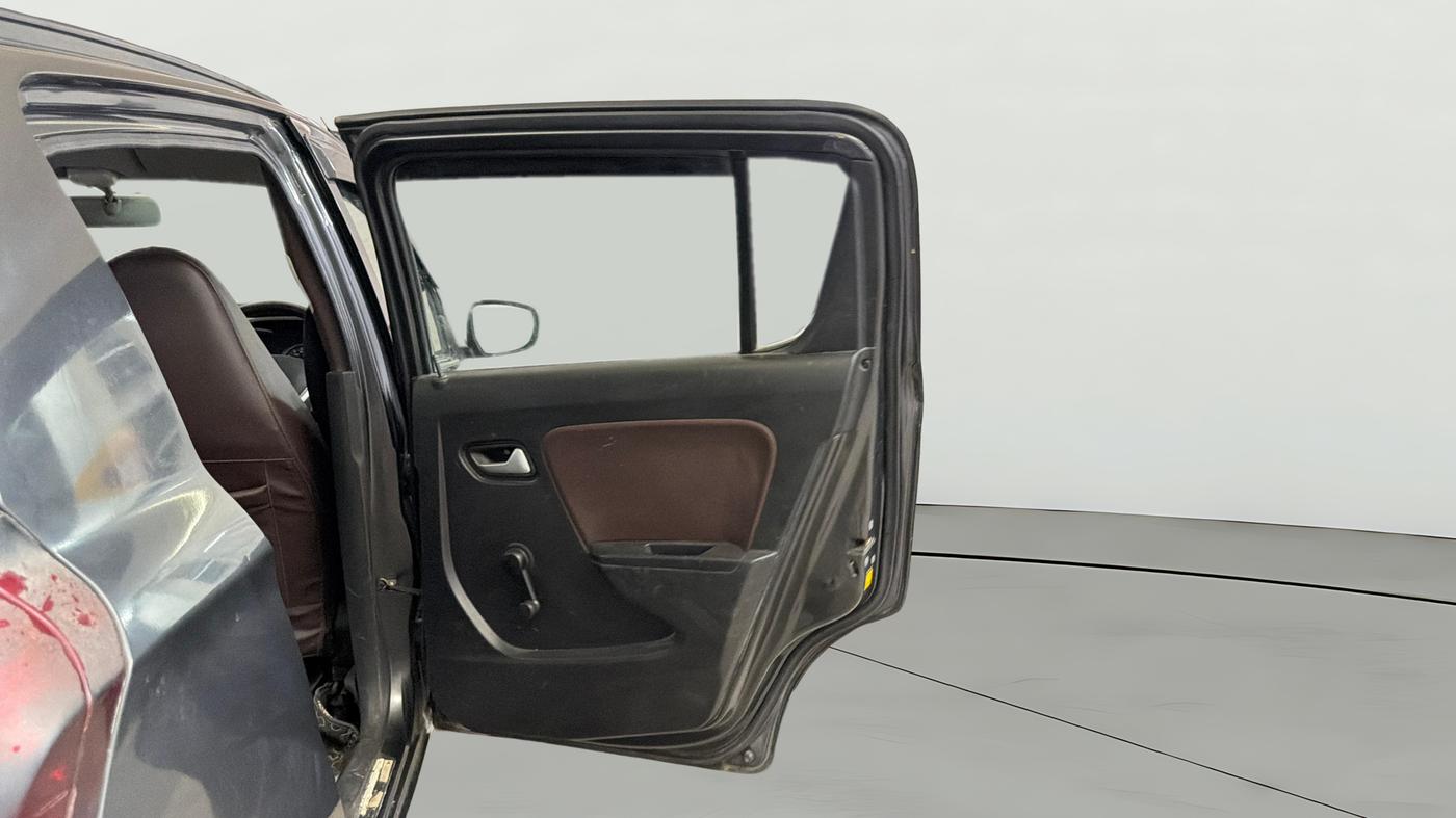2020 Maruti Alto LXI CNG, CNG, Manual, 75,342 km, RHS Rear Door