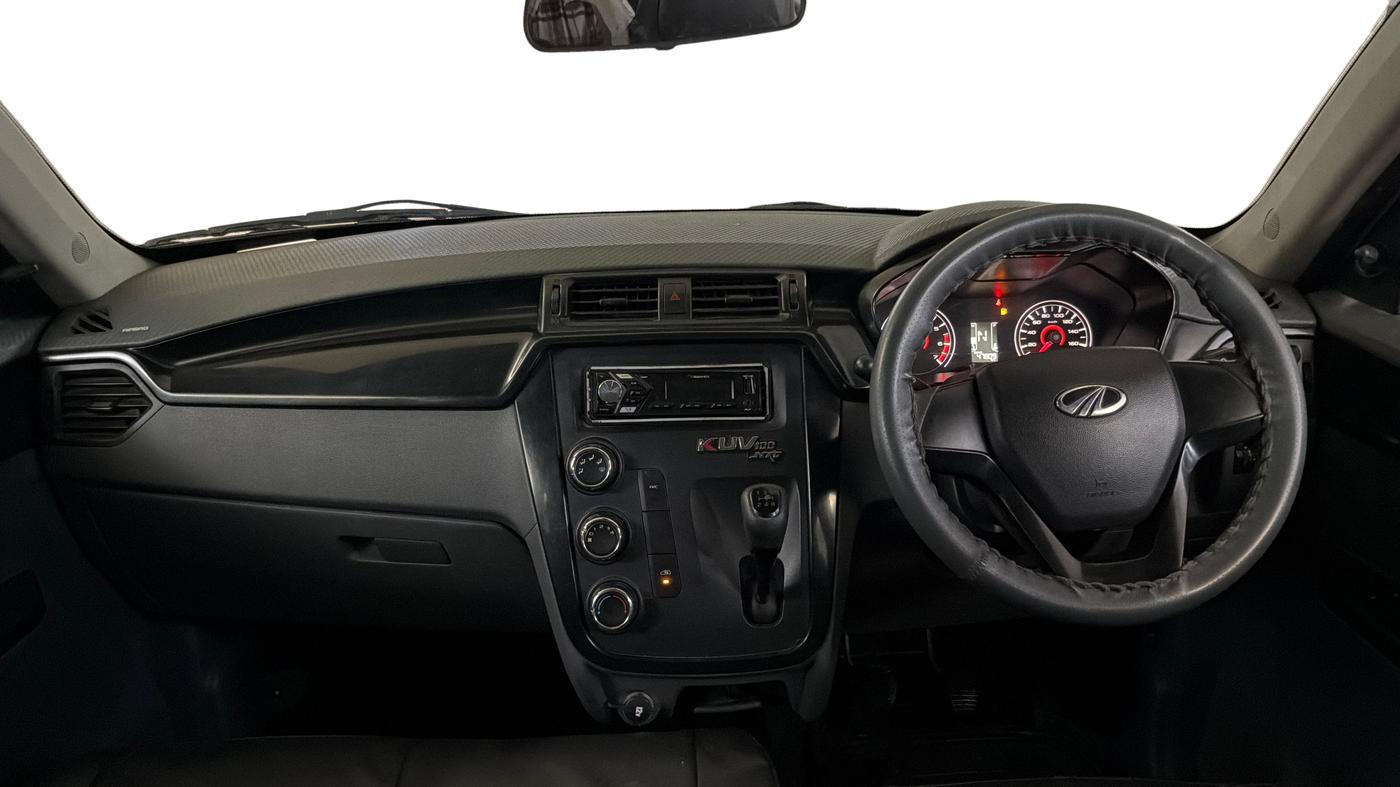 2019 Mahindra KUV 100 NXT K4+ P 6 STR, Petrol, Manual, 47,786 km, Dashboard