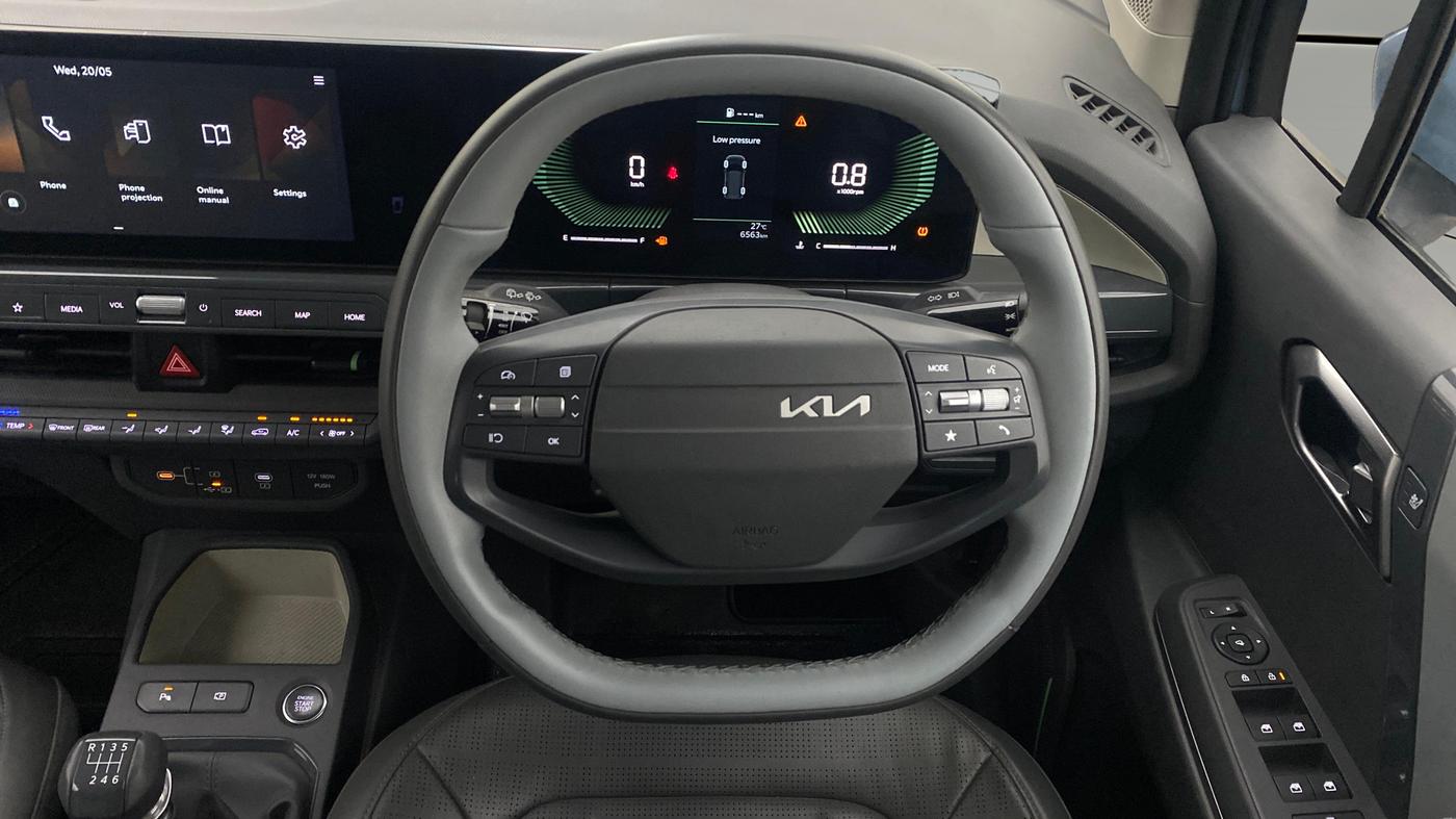 2025 KIA SYROS  HTX 1.0 Turbo 6MT, Petrol, Manual, 6,563 km, Steering Wheel Close Up