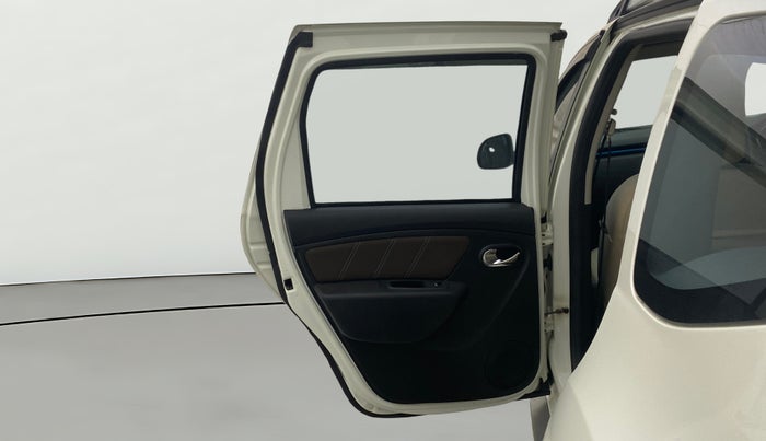 2020 Renault Duster RXZ 1.5 PETROL MT, Petrol, Manual, 24,555 km, LHS Rear Door