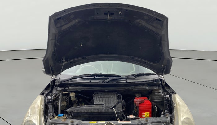 2017 Maruti Swift VXI O, Petrol, Manual, 90,205 km, Open Bonet