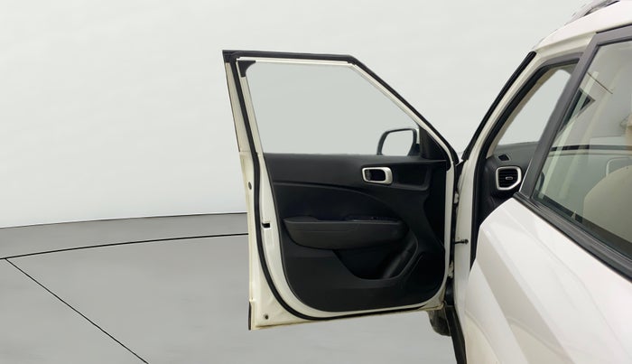 2021 Hyundai VENUE SX PLUS 1.0 TURBO DCT, Petrol, Automatic, 31,075 km, LHS Front Door