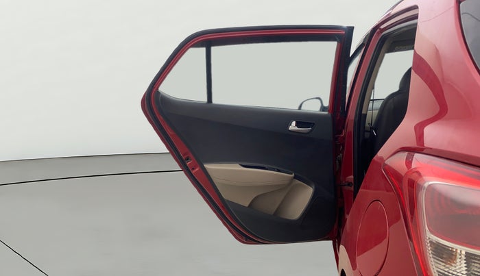 2017 Hyundai Grand i10 SPORTZ (O) AT 1.2 KAPPA VTVT, Petrol, Automatic, 96,928 km, LHS Rear Door