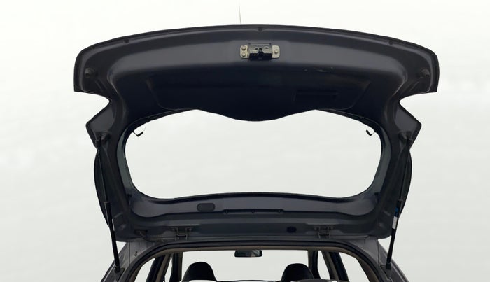 2016 Hyundai Grand i10 SPORTZ 1.2 KAPPA VTVT, Petrol, Manual, 94,768 km, Boot Door Open