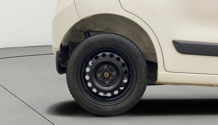 2016 Maruti Wagon R 1.0 VXI AMT, Petrol, Automatic, 99,394 km, Right Rear Wheel