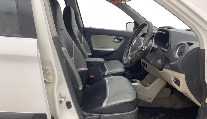 2017 Maruti Alto K10 VXI, Petrol, Manual, 36,534 km, Right Side Front Door Cabin