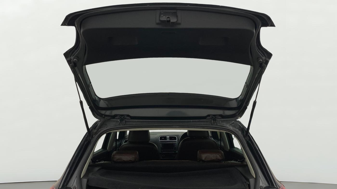 2020 Volkswagen Polo HIGHLINE PLUS 1.0, Petrol, Manual, 72,305 km, Boot Door Open