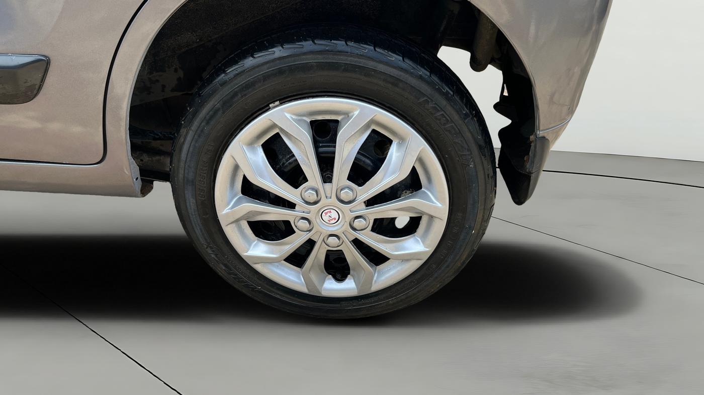 2013 Maruti Wagon R 1.0 VXI, Petrol, Manual, 60,308 km, Left Rear Wheel