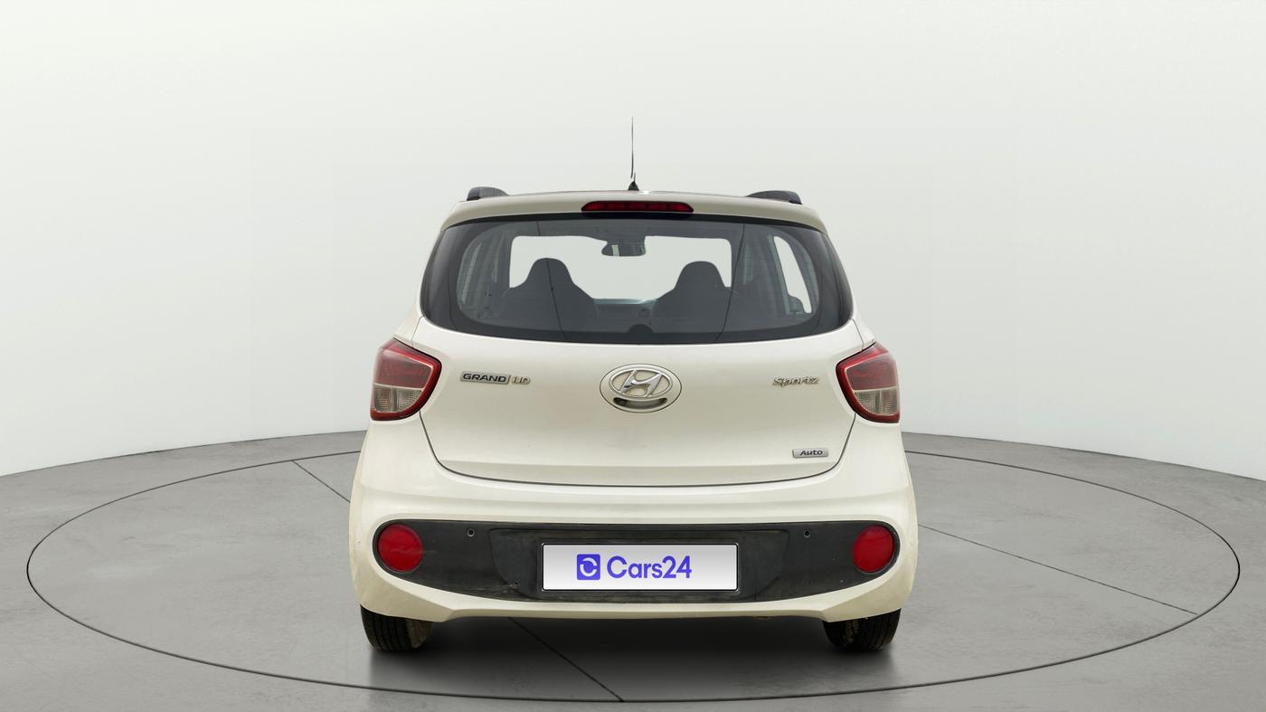 2017 Hyundai Grand i10 SPORTZ (O) AT 1.2 KAPPA VTVT, Petrol, Automatic, 84,158 km, Back/Rear