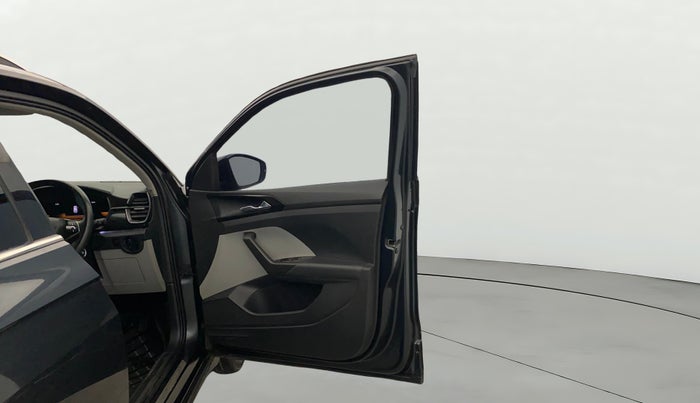 2023 Skoda KUSHAQ STYLE 1.0L TSI MT, Petrol, Manual, 15,595 km, RHS Front Door