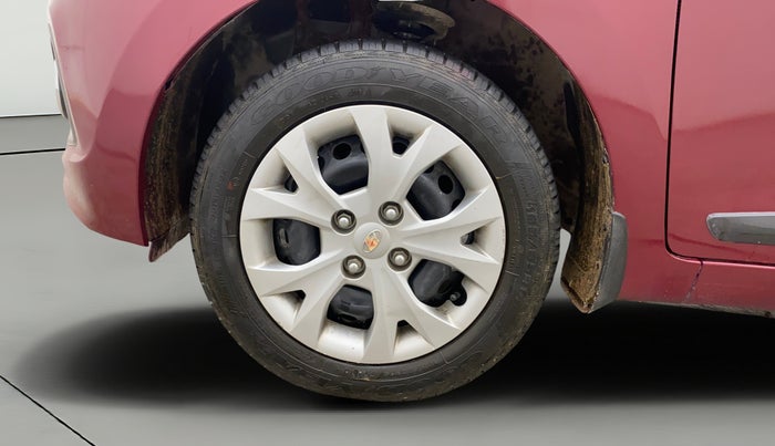 2016 Hyundai Grand i10 SPORTZ 1.2 KAPPA VTVT, Petrol, Manual, 32,353 km, Left Front Wheel