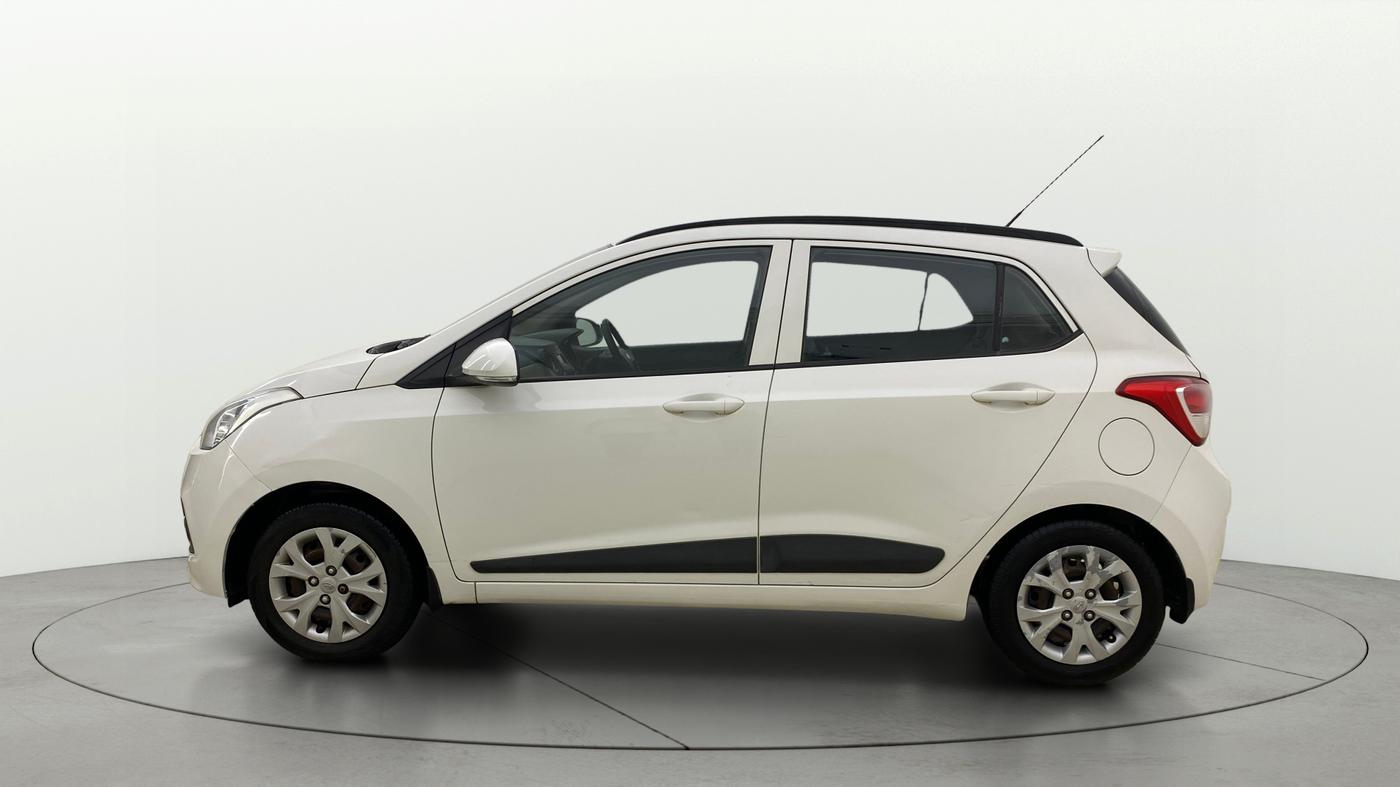 2016 Hyundai Grand i10 SPORTZ 1.2 KAPPA VTVT, CNG, Manual, 79,545 km, Left Side