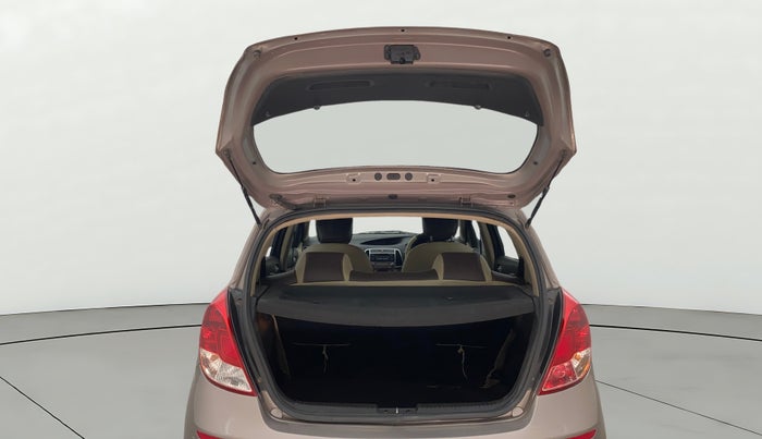 2012 Hyundai i20 MAGNA 1.2, Petrol, Manual, 30,545 km, Boot Door Open