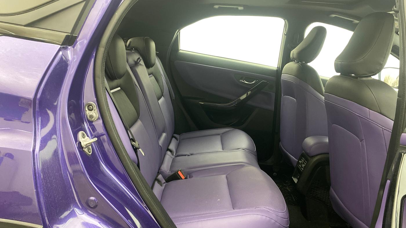 2023 Tata NEXON FEARLESS PURPLE + SUNROOF DCA DUAL TONE 1.2 PETROL, Petrol, Automatic, 29,236 km, Right Side Rear Door Cabin