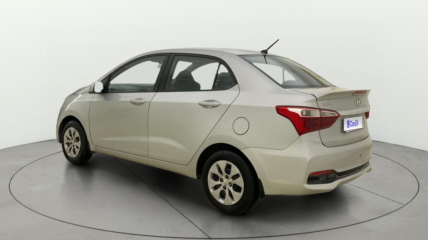 2018 Hyundai Xcent S 1.2, CNG, Manual, 99,263 km, Left Back Diagonal