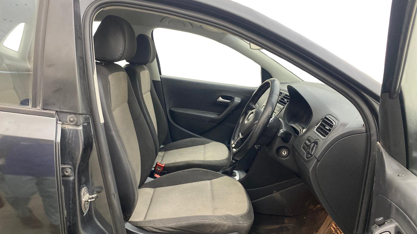 2017 Volkswagen Polo GT TSI AT, Petrol, Automatic, 57,634 km, Right Side Front Door Cabin