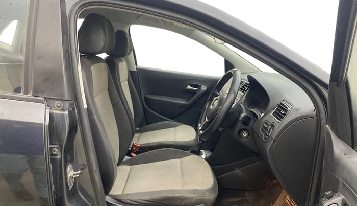 2017 Volkswagen Polo GT TSI AT, Petrol, Automatic, 57,634 km, Right Side Front Door Cabin