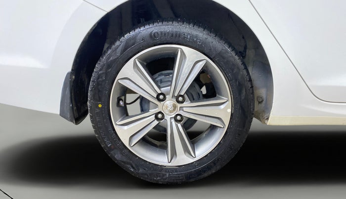 2018 Hyundai Verna 1.6 VTVT SX, Petrol, Manual, 48,551 km, Right Rear Wheel