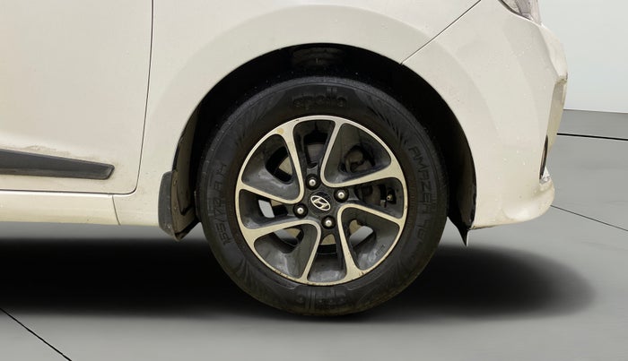 2017 Hyundai Grand i10 SPORTZ (O) AT 1.2 KAPPA VTVT, Petrol, Automatic, 66,322 km, Right Front Wheel