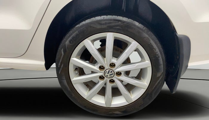 2017 Volkswagen Ameo HIGHLINE1.2L, Petrol, Manual, 1,02,380 km, Left Rear Wheel